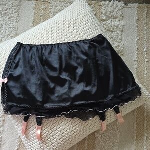 Victoria's Secret VTG Second Skin Satin Slip Dupont Skirt Thong Panty LARGE